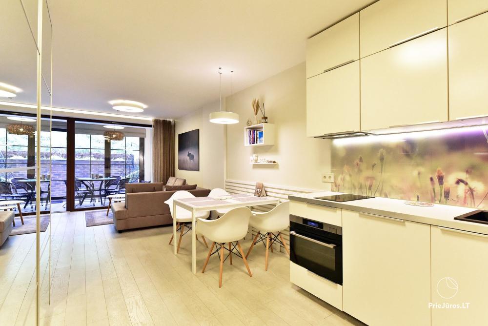Neue geräumige Wohnung Nidos Vilnelė mit Terrasse und kostenlosem Parkplatz in Nida