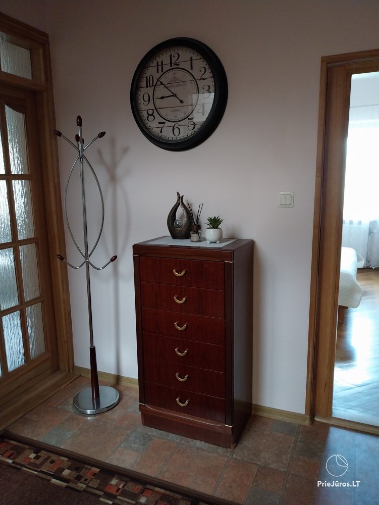 Birutės Vila. Gästehaus in Palanga - Kunigiškiai, nahe dem Kiefernwald, 700m zum Meer.