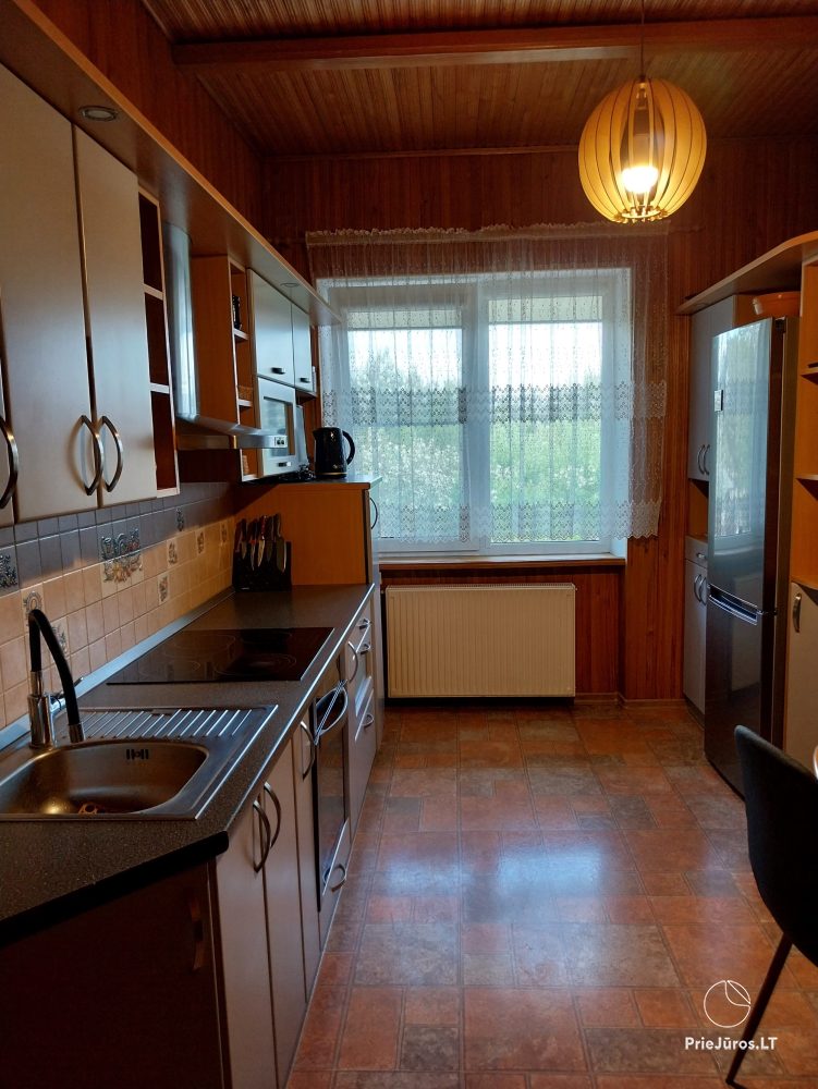 Birutės Vila. Gästehaus in Palanga - Kunigiškiai, nahe dem Kiefernwald, 700m zum Meer.