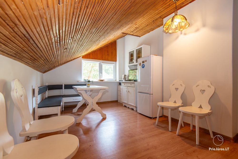 Birutės Vila. Gästehaus in Palanga - Kunigiškiai, nahe dem Kiefernwald, 700m zum Meer.