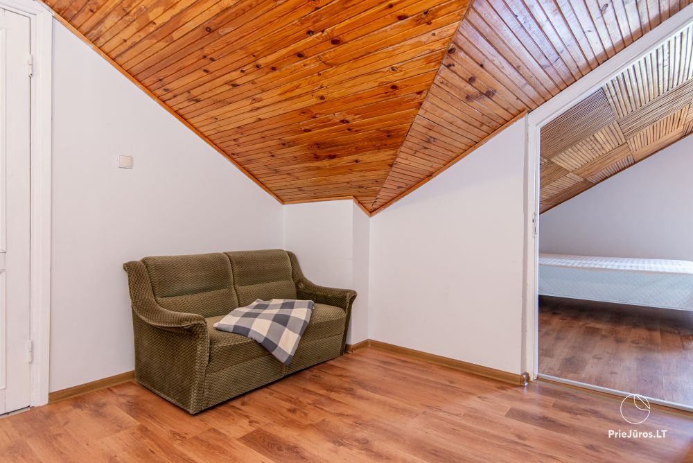 Birutės Vila. Gästehaus in Palanga - Kunigiškiai, nahe dem Kiefernwald, 700m zum Meer.