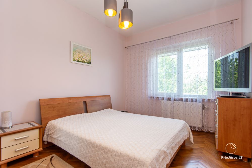 Birutės Vila. Gästehaus in Palanga - Kunigiškiai, nahe dem Kiefernwald, 700m zum Meer.