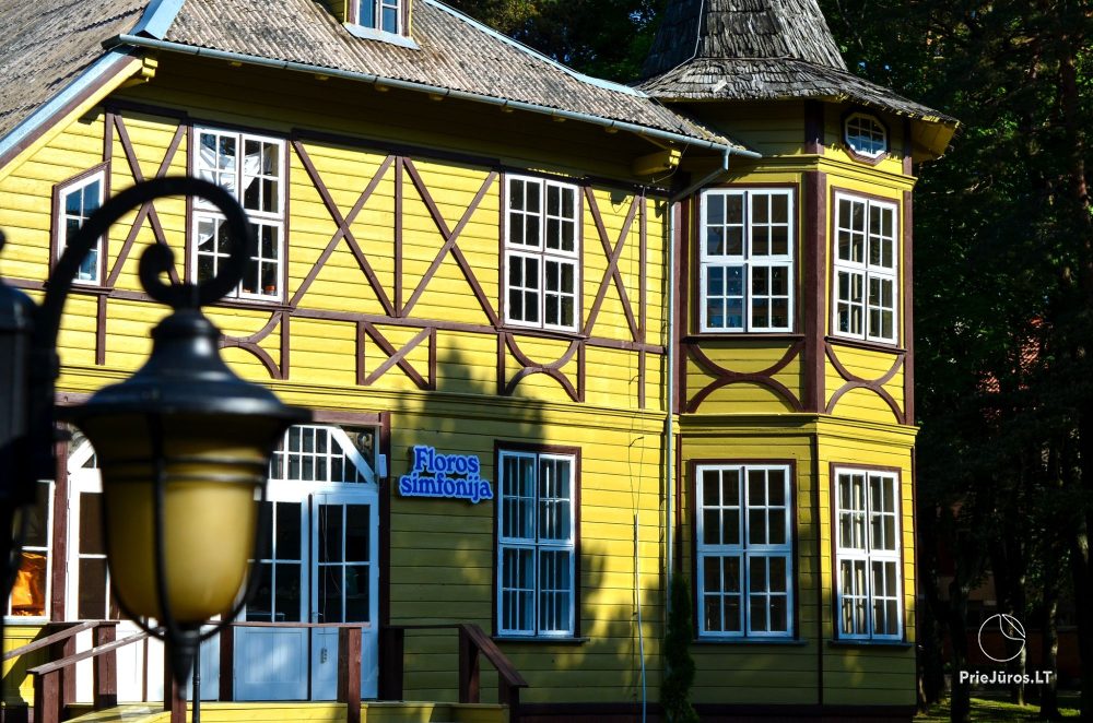 Restaurant „Floros Simfonija Mahorta“ in Palanga