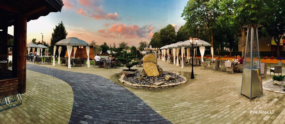 Restaurant Floros Simfonija in Sventoji, Topolių Straße 1