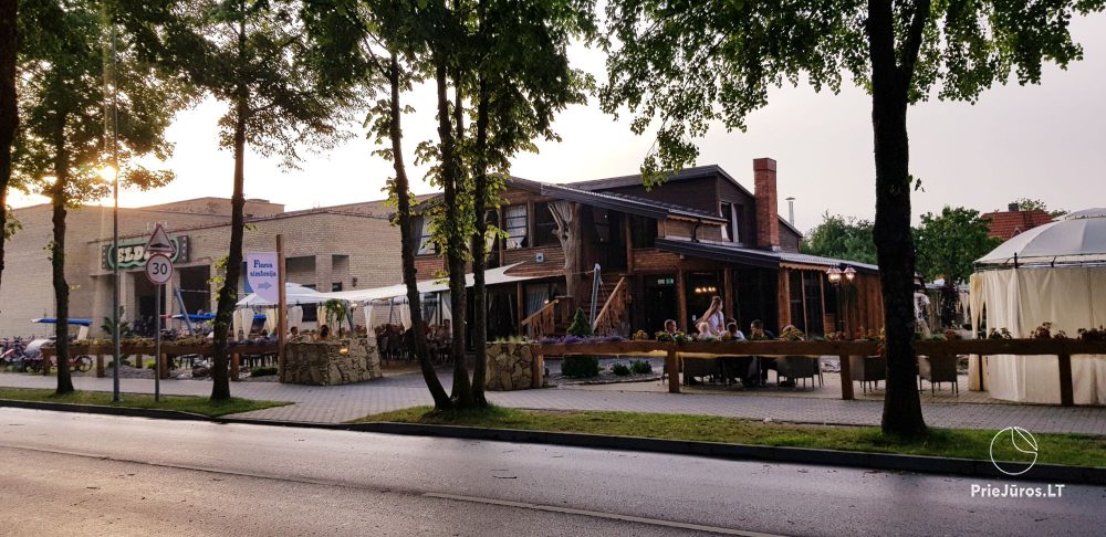 Restaurant Floros Simfonija in Sventoji, Topolių Straße 1