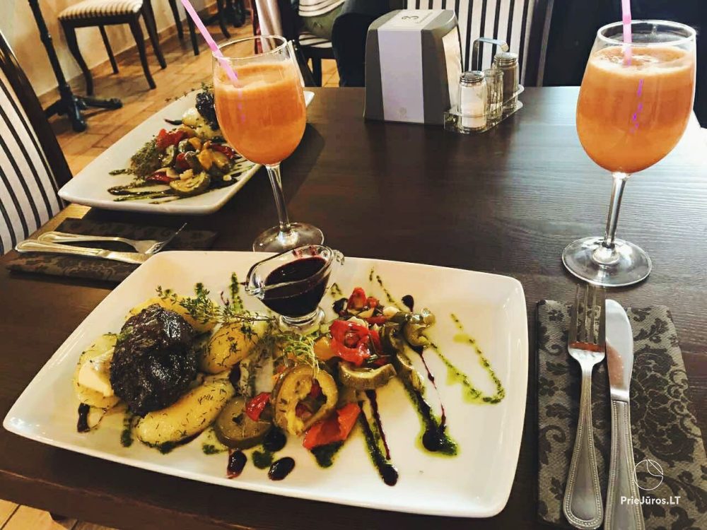 Restaurant Floros Simfonija, Topoliu 22a, Sventoji