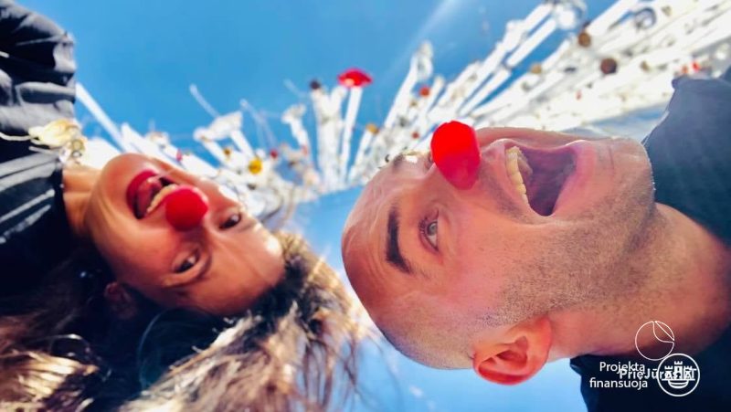 Clown-Aufführung - „Wie Schmetterlinge erschienen“