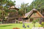 Saal, Bad-Haus, Schwimmbad in einem Gehöft "Joldija"
