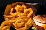 Van Wurst - deutsche Würstchen und belgische Kartoffeln in Palanga