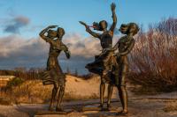Skulptur "Fisherman's Daughters"