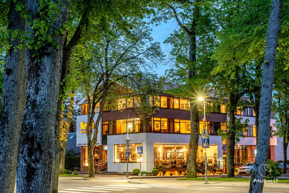 Restaurant in Palanga "Karlas Grill House" im Hotel "Kerpe" ***