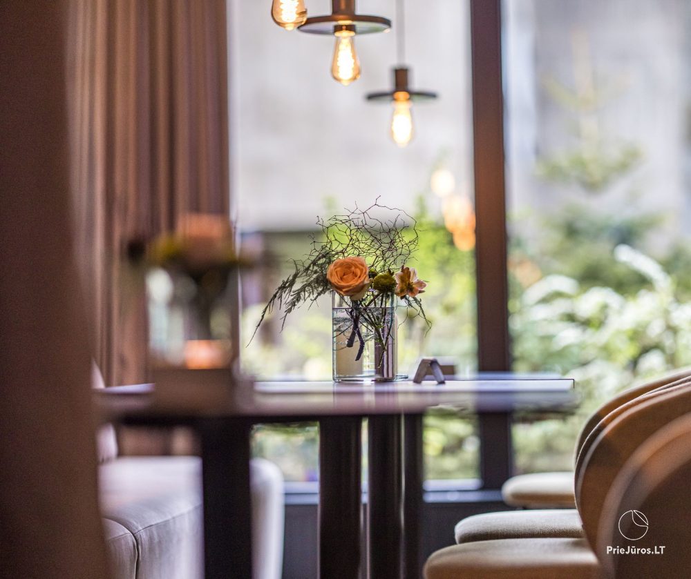 Restaurant „grás“ in Palanga - eine Umgebung von subtiler Eleganz und modernem Minimalismus für Ihre perfekte Zeit!