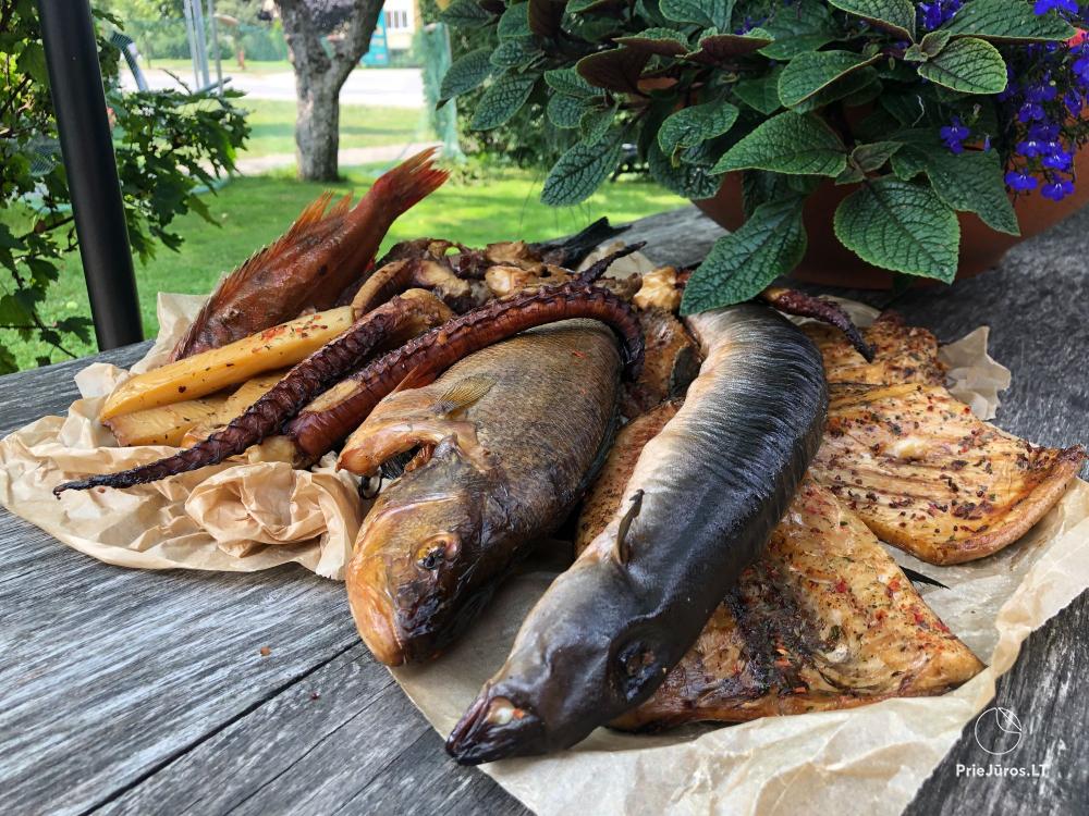 Bei Antanas - geräucherter Fisch in Šventoji