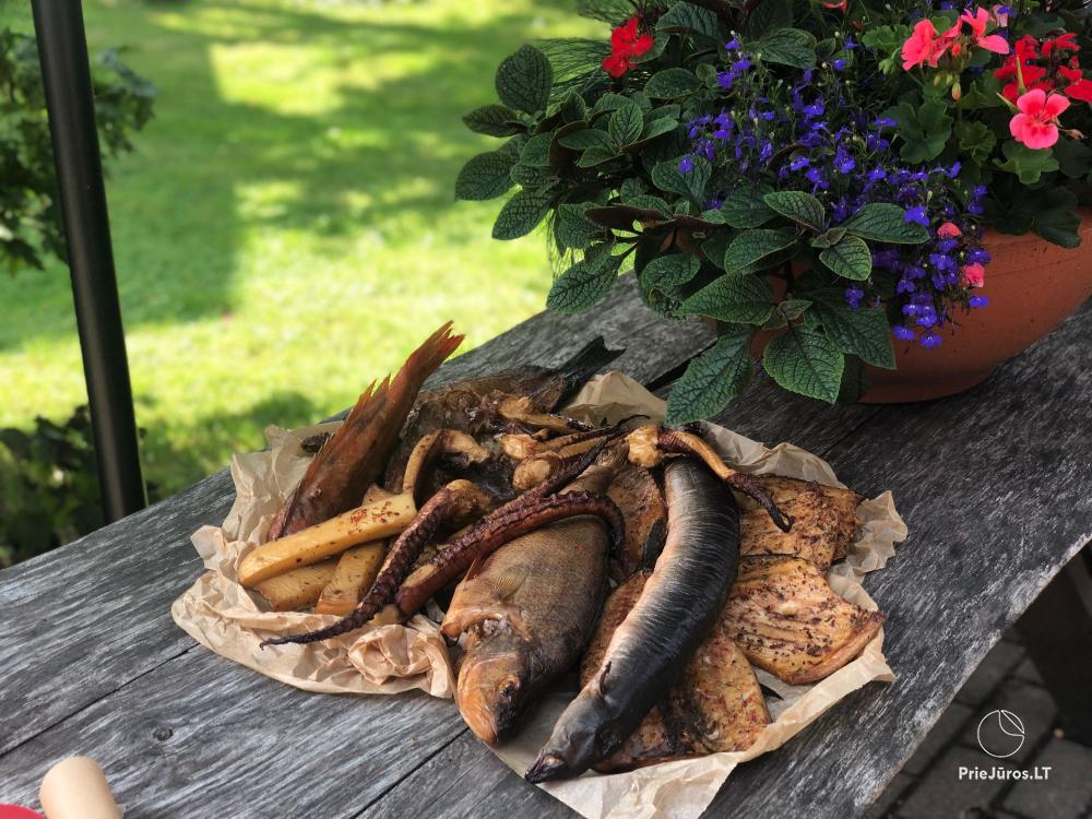 Bei Antanas - geräucherter Fisch in Šventoji