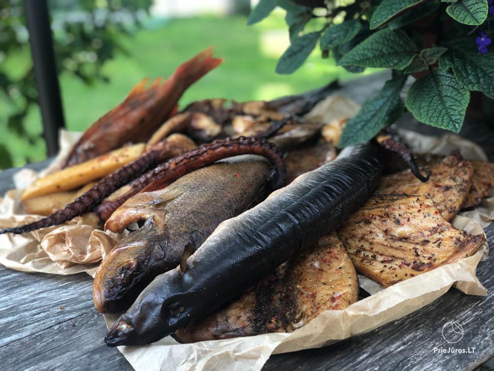 Bei Antanas - geräucherter Fisch in Šventoji