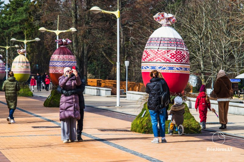 Ostern in Palanga. Ostereier Alley Eröffnungsfest 2024