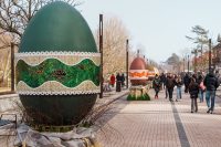 Ostern in Palanga. Ostereier Alley Eröffnungsfest 2026