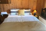 Nr. 6 Doppelzimmer mit Blick auf den Garten, große und neue Terrasse, mit separatem Eingang