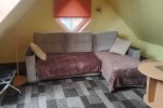 Andere Wohnung in der dritten Etage: 1 Zimmer, kleine Küche, Dusche, WC. - 4