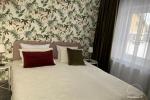 Family superlux apartment (3 rooms, bathroom, kitchen+dishwasher, 6-10 guests) with terrace. First floor. 80 sq.m. + air conditioner - 3