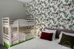 Family superlux apartment (3 rooms, bathroom, kitchen+dishwasher, 6-10 guests) with terrace. First floor. 80 sq.m. + air conditioner - 4