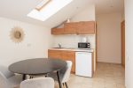 Nr. 7 Vierbettzimmerwohnung im dritten Stock. 23 + 13m² - 2