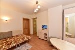 Nr. 204 Zweizimmerwohnung (2 + 2) im 2. Stock mit Küche, Dusche und WC - 4