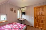 Doppelzimmer mit Gemeinschaftsbad im zweiten Stock - 4