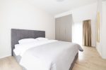 Cremefarbene Cottage-Apartments im zweiten Stock mit Balkon für 4 Personen. 40 qm. - 3