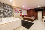 Studio-Apartment mit Schaumbad im Zimmer für zwei - 1