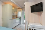 No. 2 Dreibettzimmer im ersten Stock mit separatem Eingang und Terrasse - 2